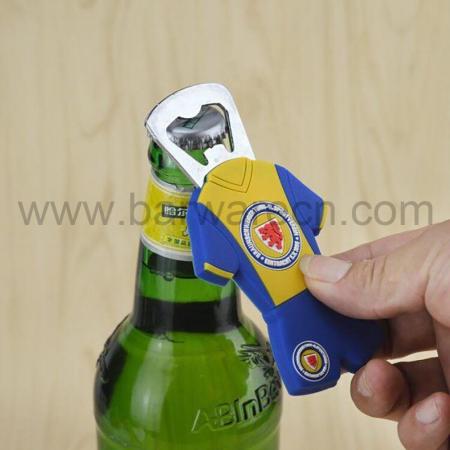 apribottiglie birra in pvc personalizzato 3d con logo in rilievo 